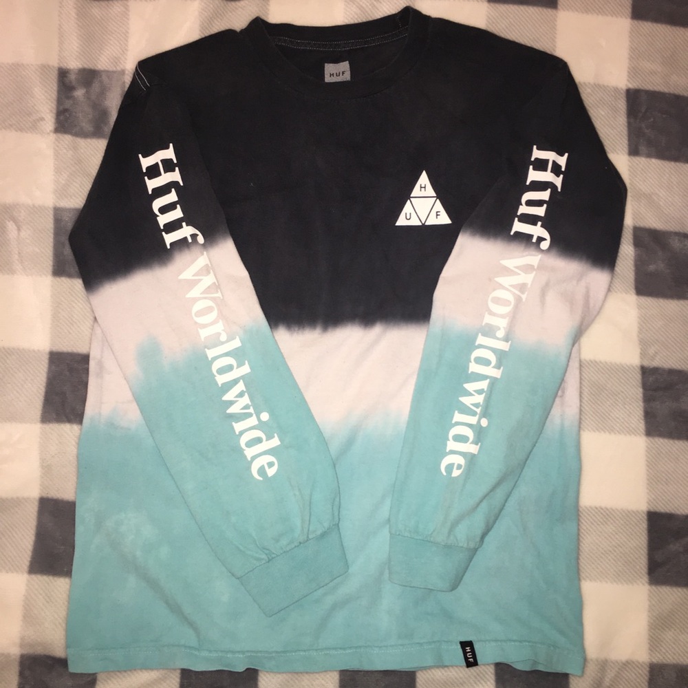 Hug world wide men’s shirt
